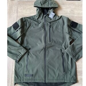BAERSKIN Mens Green Soft Shell Hooded Tactical Jacket Size Large New With Tags